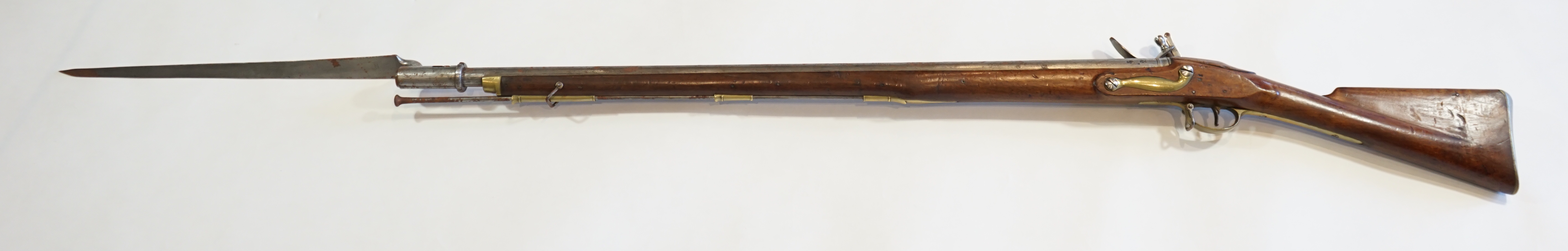 A 10 bore Brown Bess British military flintlock musket, barrel length 36.5 inches